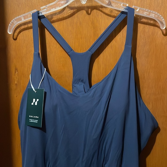 Halara dress - Picture 4 of 5